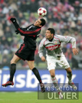 Fussball 1. Bundesliga: Muenchen - Stuttgart, Zweikampf