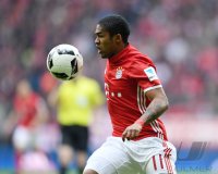 Fussball 1. Bundesliga Saison 16/17: FC Bayern Muenchen - FC Schalke 04