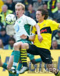 Fussball 1. Bundesliga: Dortmund - Wolfsburg, Zweikampf