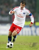 Fussball UEEA CUP: Hamburg, VAN DER VAART Einzelaktion