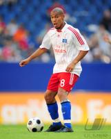 FUSSBALL 1 BUNDESLIGA, Hamburger SV: DE JONG Einzelaktion