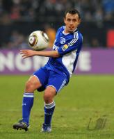 FUSSBALL, 1. BUNDESLIGA, 26. Spieltag: Schalke, RAFINHA Einzelaktion