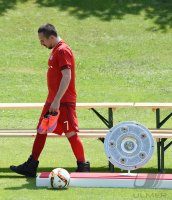 Fussball 1. Bundesliga 2015/2016: Fototermin beim FC Bayern Muenchen