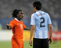 FUSSBALL  Olympia 2008  Peking  Viertelfinale Argentinien - Niederlande