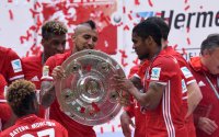 Fussball 1. Bundesliga Saison 15/16: Der FC Bayern feiert seine 26. Deutsche Meisterschaft