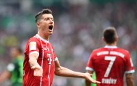 Fussball Bundesliga Saison 17/18: SV Werder Bremen - FC Bayern Muenchen