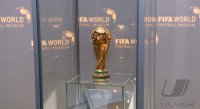FIFA WM Pokal im FIFA Museum in Zuerich
