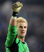 FUSSBALL UEFA CUP: Manu City, HART