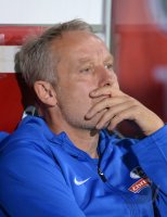 Fussball DFB Pokal 2. Runde 13/14: Trainer Christian Streich (SC Freiburg)