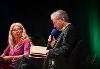 Buchpraesentation: Oberbuergermeister Boris Palmer (Tuebeingen) und Notaerztin Lisa Federle (Tuebingen)