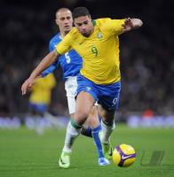 Fussball INTERNATIONAL   Adriano  (Brasilien)