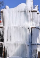 Ein Eisgalgen bei der Brauerei Schimpf in Neustetten - Remmingsheim