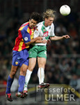 Fussball UCL, Bremen - Valencia, Zweikampf