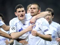 FUSSBALL CHL  Saison 10/11:  JUBEL  FC Schalke 04