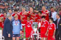 FUSSBALL CHAMPIONSLEAGUE FINALE 2000/2001:  JUBEL FC Bayern Muenchen