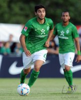 Fussball 1. Bundesliga, Testspiel: Werder Bremen, EKICI am Ball