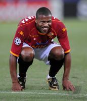 FUSSBALL CHAMPIONS LEAGUE: AS ROM, BAPTISTA enttaeuscht