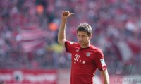 Fussball 1. Bundesliga Saison 15/16: FC Bayern Muenchen -  Eintracht Frankfurt