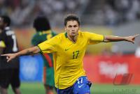 FUSSBALL  Olympia 2008   Viertelfinale  Maenner   Brasilien - Kamerun