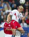 FUSSBALL 1. Bundesliga: Hamburg - Bayern, Zweikampf