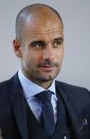 Fussball 1. Bundesliga 2013/2014: S. Oliver Einkleidung FC Bayern Muenchen