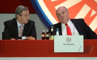 Fussball 1. Bundesliga : Jahreshauptversammlung FC Bayern Muenchen