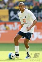 Fussball Premiership: Tottenham, JENAS Einzelaktion