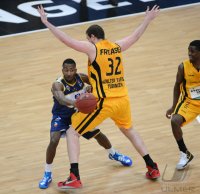 Basketball 1. Bundesliga  12/13:  Walter Tigers Tuebingen - EWE Baskets Oldenburg