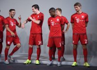 Fussball 1. Bundesliga 2015/2016: Fototermin beim FC Bayern Muenchen