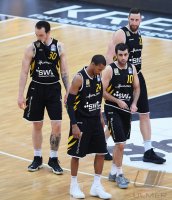 Basketball 1. Bundesliga 17/18 Hauptrunde: Walter Tigers Tuebingen - Science City Jena