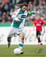 Fussball 1. Bundesliga: Bremen, FRINGS Einzelaktion