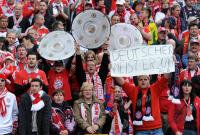 Fussball 1. Bundesliga : Deutscher Meister 09/10 FC Bayern Muenchen
