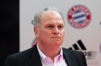 Fussball 1. Bundesliga : Praesident Uli Hoeness (FC Bayern Muenchen)