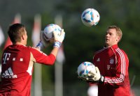 Fussball 1. Bundesliga Saison   2011/2012 :  Torwart Manuel Neuer (FC Bayern Muenchen)