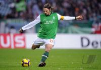 FUSSBALL, 1. BUNDESLIGA, 14. Spieltag: Bremen, FRINGS Einzelaktion