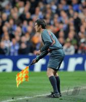 Fussball CHL  Viertelfinale:  Schiedsrichterassistent Volker Wezel (GER)