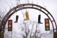 Wetterbild, Themenbild: Bauernprotest im Kreis Tuebingen; Ampeln und Gummistiefel