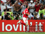 Fussball INTERNATIONAL  EURO 2004  Kroatien - England im Stadion da Luz in Lissabon 21.06.2004