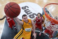 Basketball 1. Bundesliga 2012/2013:  Walter Tigers Tuebingen - FC Bayern Muenchen
