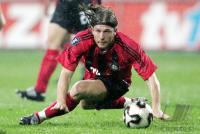 Fussball Uefa Cup: Leverkusen, VORONIN Einzelaktion am Ball