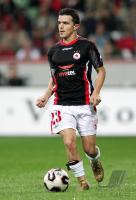 Fussball Uefa Cup: Sofia, GARGOROV Einzelaktion am Ball