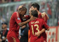 Fussball CHL  Saison 2011/2012:  JUBEL nach dem Tor, Jerome Boateng, Rafinha , Mario Gomez (v.li., FC Bayern Muenchen)