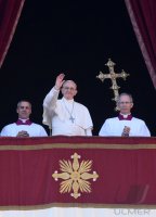 Rom;  Papst Franziskus I. spricht den Urbi Et Orbi Segen
