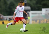 FUSSBALL, DFB Pokal 1. Hauptrunde: Hamburger SV, DIEKMEIER am Ball
