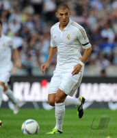 Fussball International, Testspiel: Real Madrid, BENZEMA am Ball