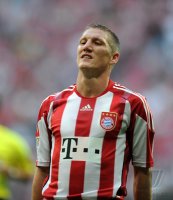 Fussball 1. Bundesliga Saison 2010/2011: Bastian Schweinsteiger (FC Bayern Muenchen)