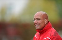 Fussball 3. Bundesliga:  Trainer Juergen Seeberger (Stuttgart II)