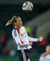 Fussball: International, Frauen Laenderspiel: Deutschland, GOESSLING am Ball