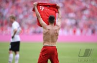 Fussball 1. Bundesliga Saison 18/19: FC Bayern Muenchen  - Eintracht Frankfurt