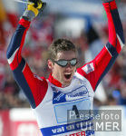 Alsgaard jubelt im Ziel
